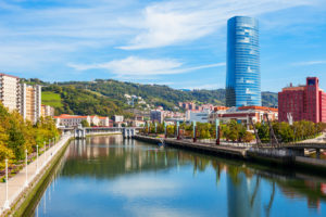 Río Nervión, Bilbao, País Vasco, España